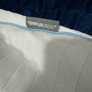 Tempur-Pedic Cool Luxury Quilted Mattress Protector, King